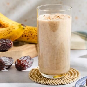 Banana & Dates Shake